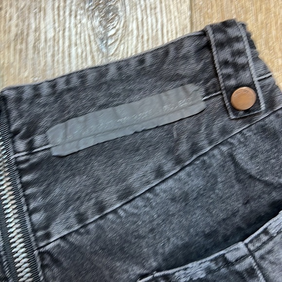 Unravel Project Black Zip Up Cotton Denim Shorts Size 28/4 - Picture 8 of 11